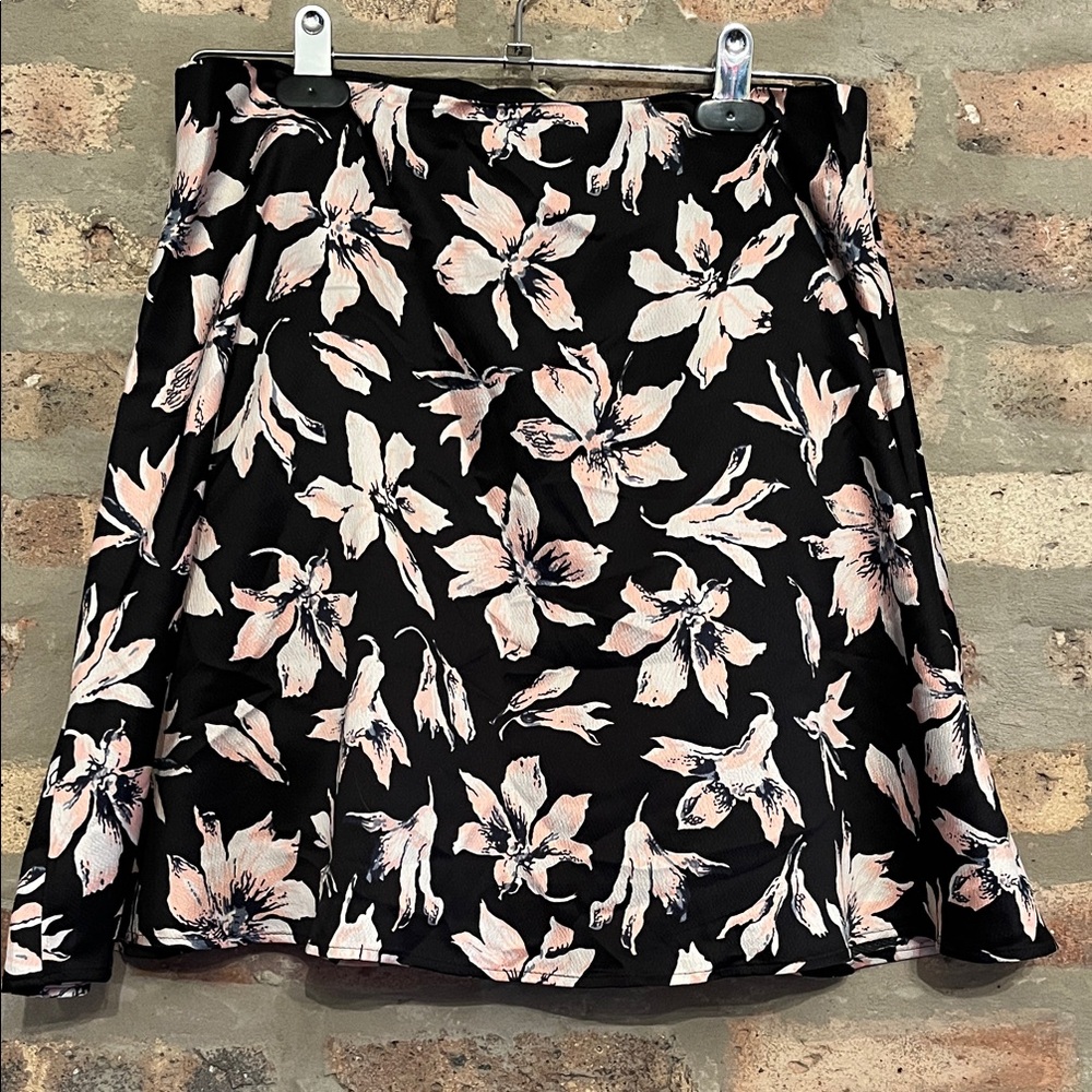 Madewell Black and Pink Flippy Floral Mini Skirt